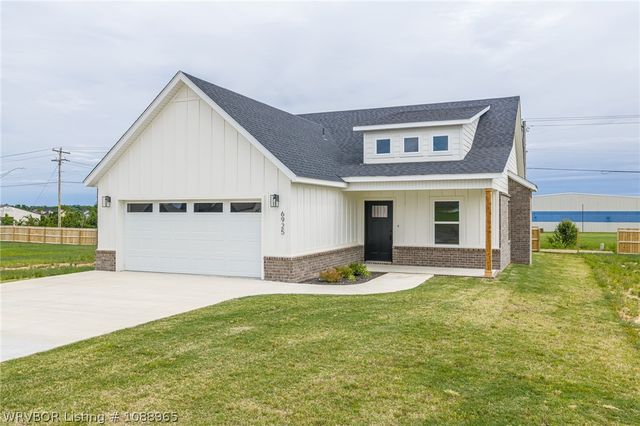 6925 Spruce Street, Fort Smith, AR 72916