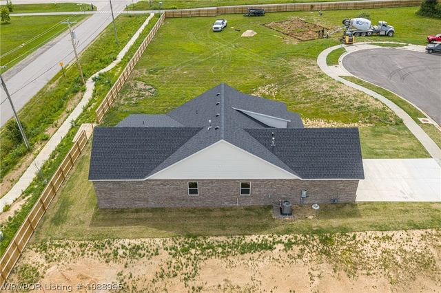 6925 Spruce Street, Fort Smith, AR 72916