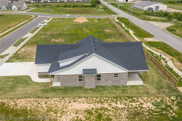 6925 Spruce Street, Fort Smith, AR 72916