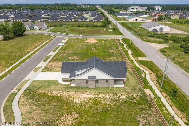 6925 Spruce Street, Fort Smith, AR 72916