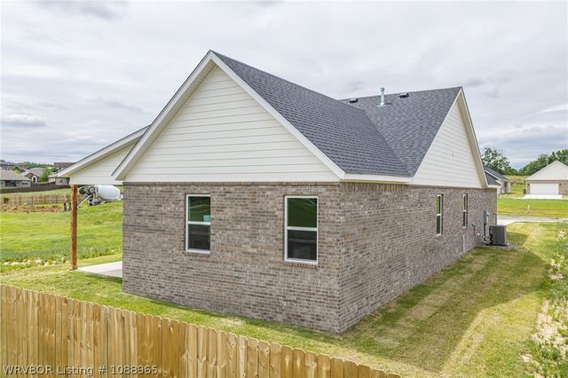 6925 Spruce Street, Fort Smith, AR 72916
