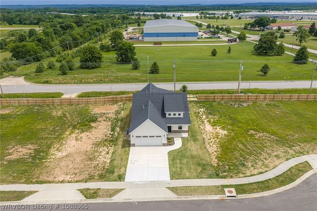 6925 Spruce Street, Fort Smith, AR 72916