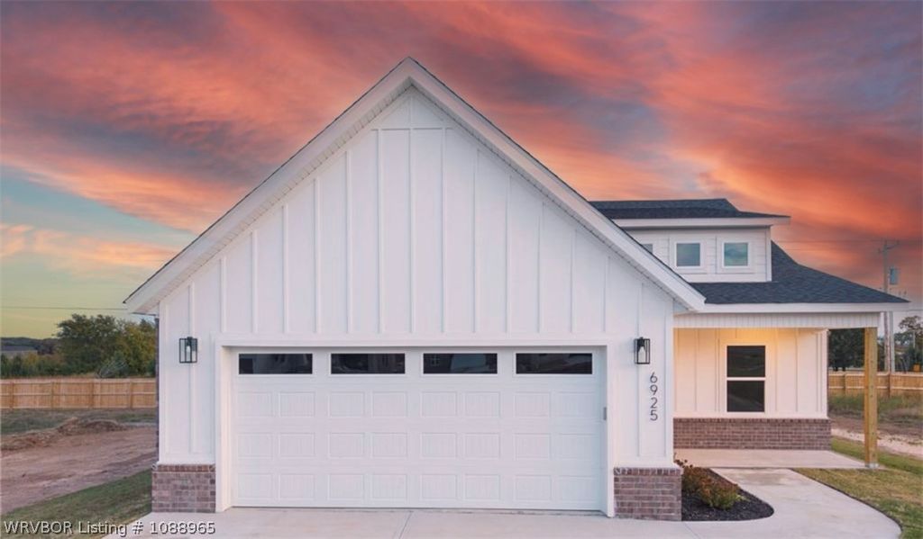 6925 Spruce Street, Fort Smith, AR 72916