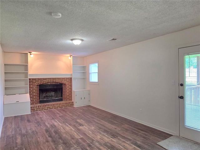 12301 Mullen Court, Olathe, KS 66062
