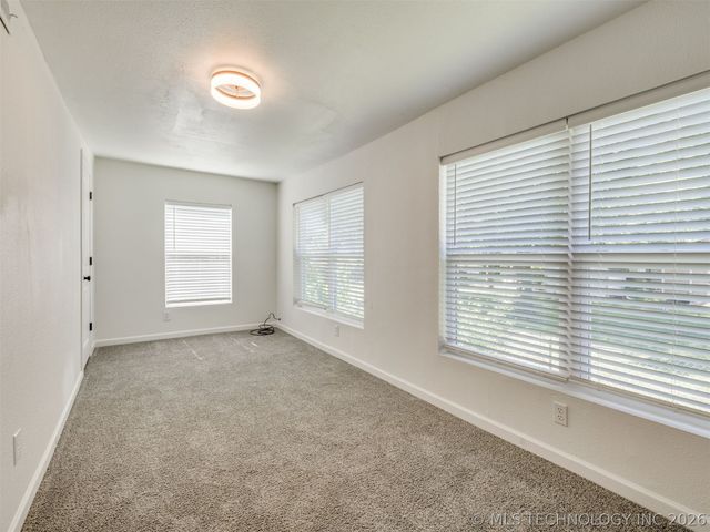 226 S Adair Street, Vinita, OK 74301