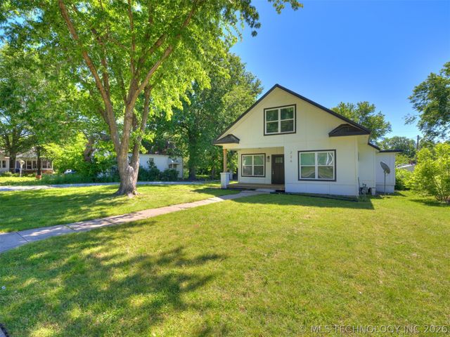 226 S Adair Street, Vinita, OK 74301