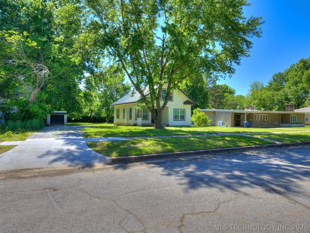 226 S Adair Street, Vinita, OK 74301