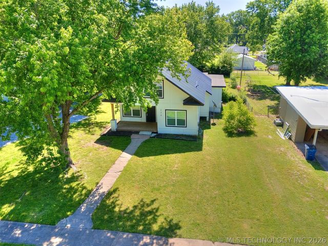 226 S Adair Street, Vinita, OK 74301