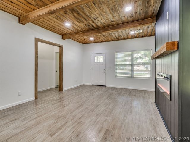 226 S Adair Street, Vinita, OK 74301