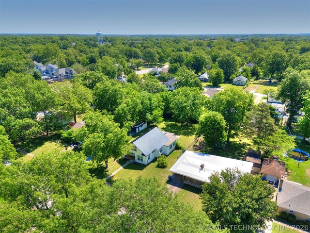 226 S Adair Street, Vinita, OK 74301