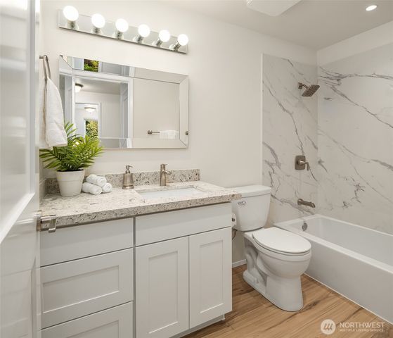 14532 119th Avenue NE, Kirkland, WA 98034