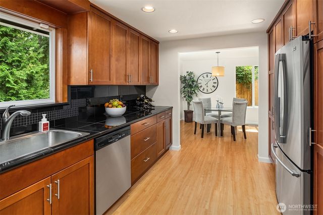 14532 119th Avenue NE, Kirkland, WA 98034