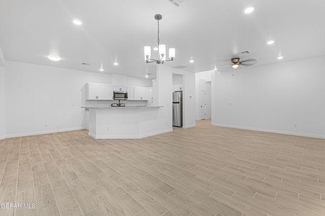 471 HUEREQUE Drive, #A, Socorro, TX 79927