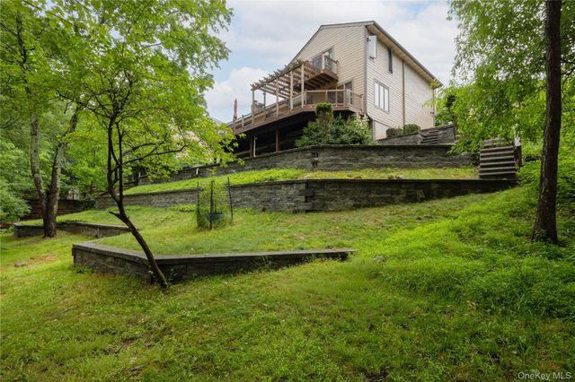 268 W Central Avenue, Pearl River, NY 10965