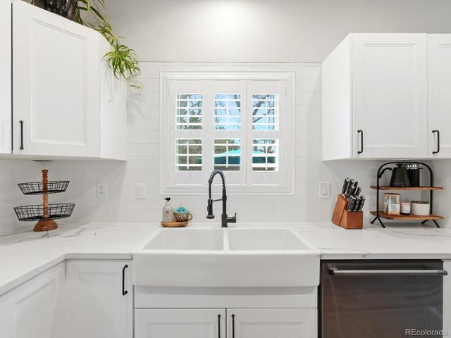 1600 Glen Ayr Drive, Lakewood, CO 80215