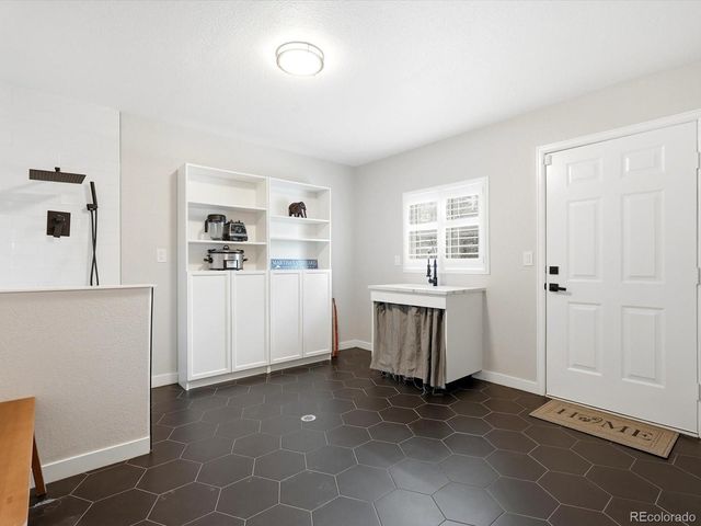 1600 Glen Ayr Drive, Lakewood, CO 80215