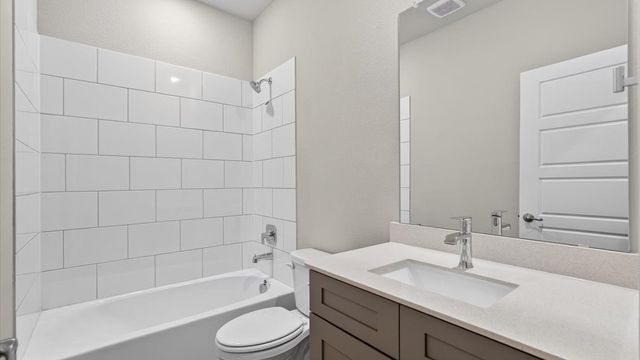 4925 ANGUS Drive, Arlington, TX 76001