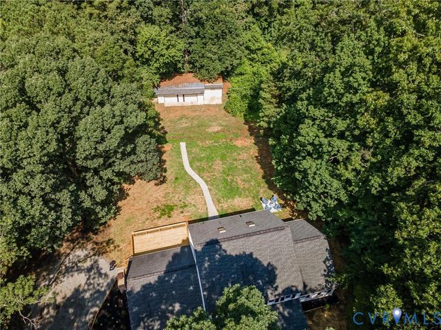 2629 Maidens Rd, Powhatan, VA 23139