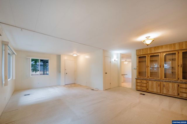 6795 Fairway Av SE 6795, Salem, OR 97306