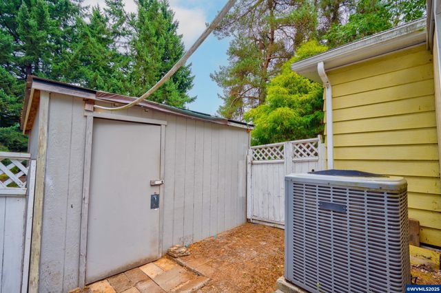 6795 Fairway Av SE 6795, Salem, OR 97306
