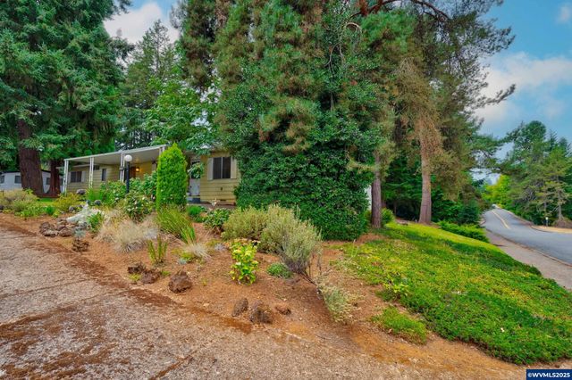 6795 Fairway Av SE 6795, Salem, OR 97306
