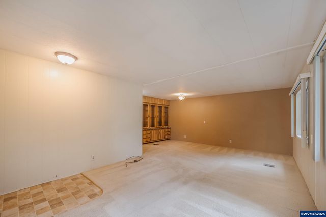 6795 Fairway Av SE 6795, Salem, OR 97306