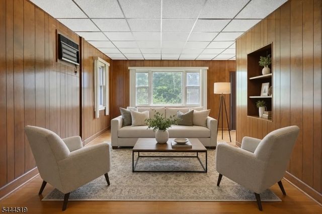 725 Prospect St, Maplewood Twp., NJ 07040