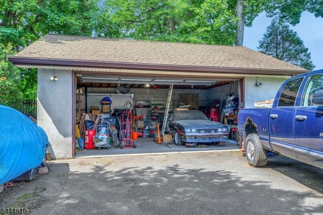 725 Prospect St, Maplewood Twp., NJ 07040