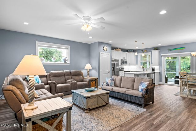 420 Cades Trail, Southport, NC 28461