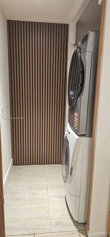 6350 SW 3rd St, Pembroke Pines, FL 33023