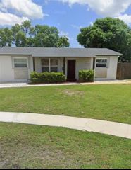 6350 SW 3rd St, Pembroke Pines, FL 33023