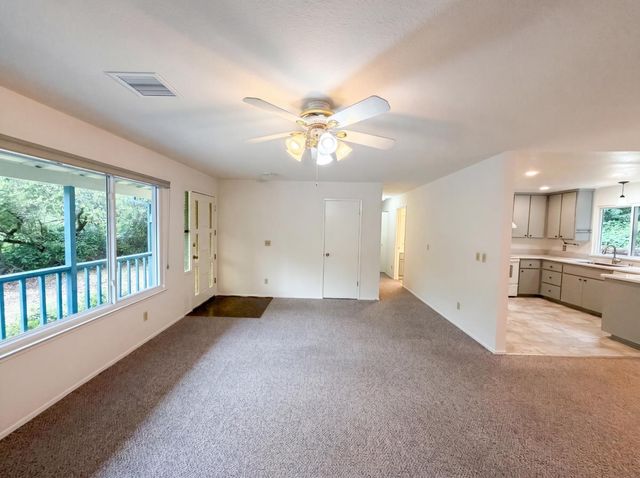 862 Grice Ln, Placerville, CA 95667