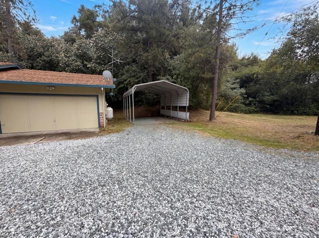 862 Grice Ln, Placerville, CA 95667