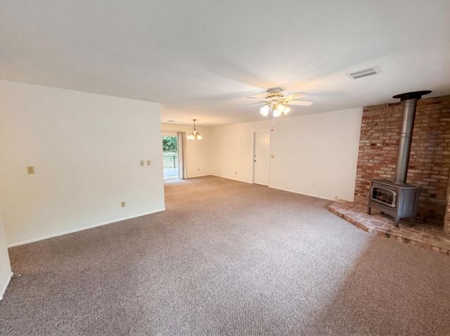 862 Grice Ln, Placerville, CA 95667