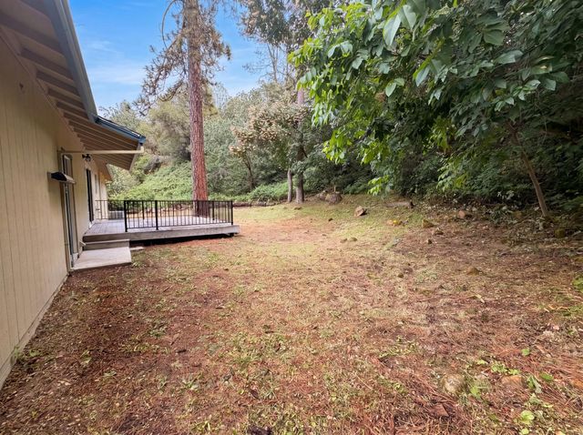 862 Grice Ln, Placerville, CA 95667