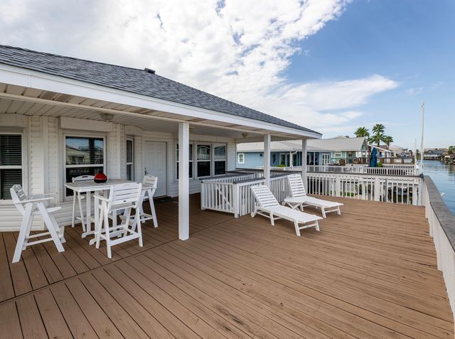 22020 Frio Drive, Galveston, TX 77554
