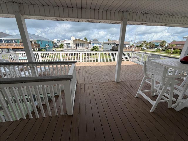 22020 Frio Drive, Galveston, TX 77554