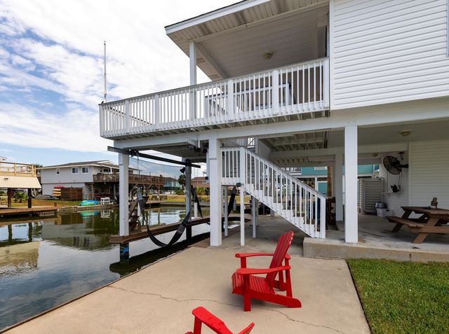 22020 Frio Drive, Galveston, TX 77554