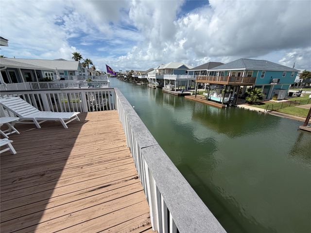 22020 Frio Drive, Galveston, TX 77554