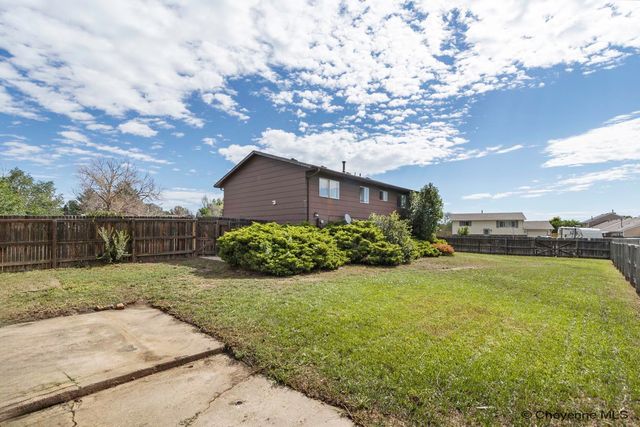 4309 RIO VERDE ST, Cheyenne, WY 82009