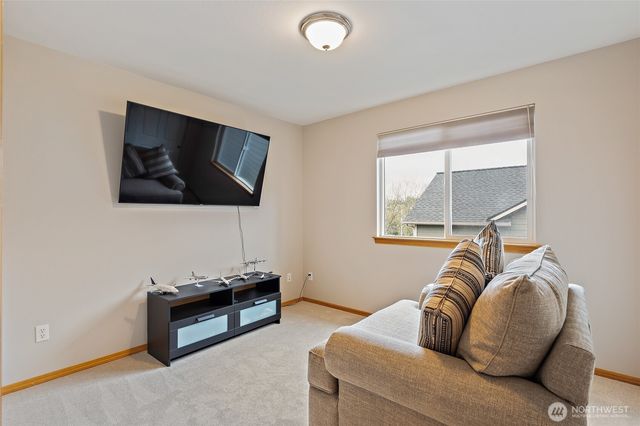 308 170th Place SE, Bothell, WA 98012