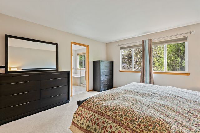 308 170th Place SE, Bothell, WA 98012