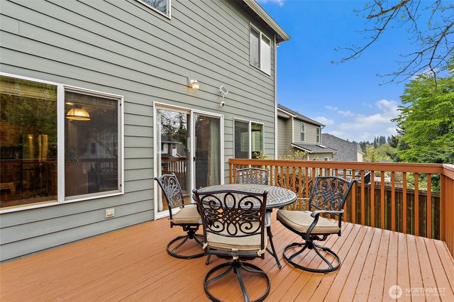 308 170th Place SE, Bothell, WA 98012