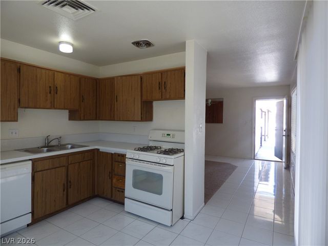 7043 Forest Vista Street, Las Vegas, NV 89147