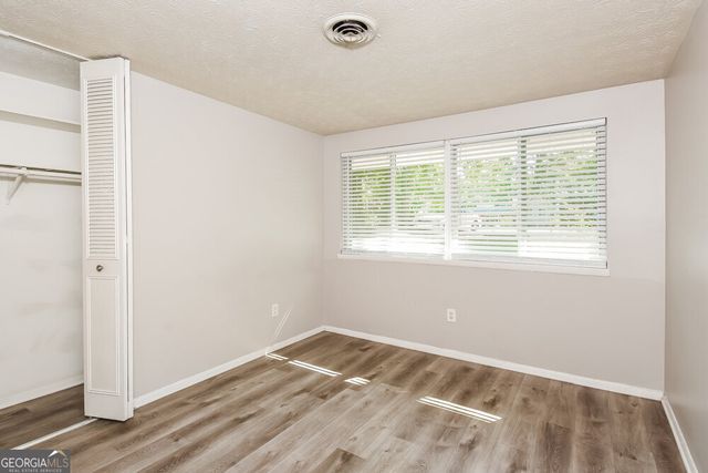 1860 Suwanee Ridge Court, Lawrenceville, GA 30043