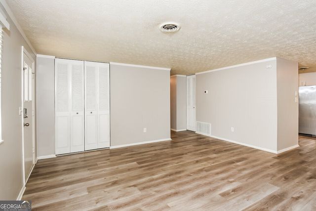 1860 Suwanee Ridge Court, Lawrenceville, GA 30043