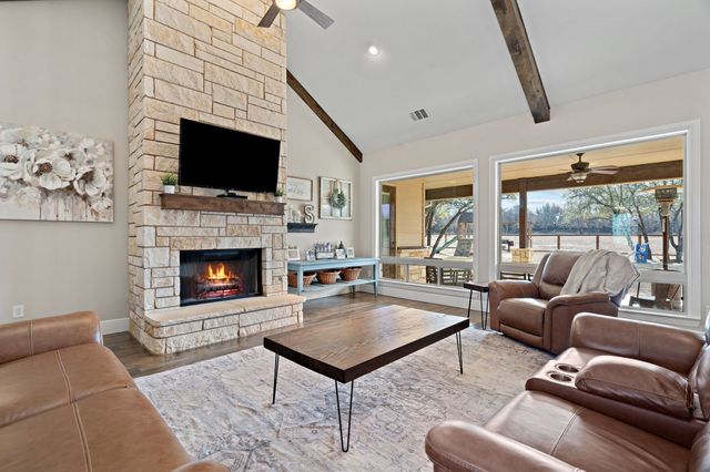 1211 County Road 1024, Glen Rose, TX 76043