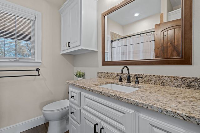 1211 County Road 1024, Glen Rose, TX 76043