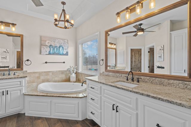 1211 County Road 1024, Glen Rose, TX 76043