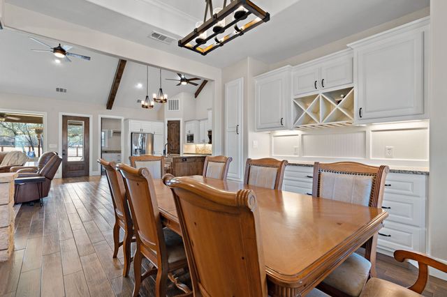 1211 County Road 1024, Glen Rose, TX 76043